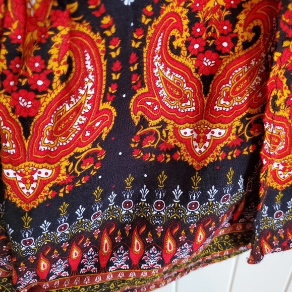 Patterned pants! 🖤💮🍂 - Picture 5 of 6